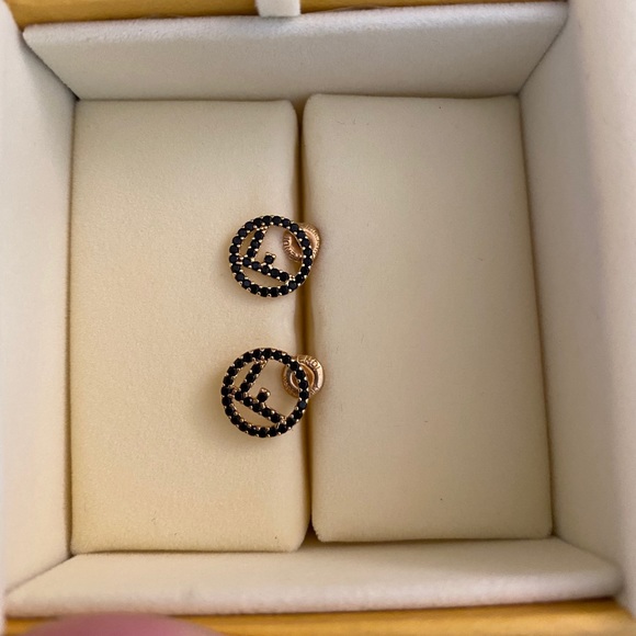 fendi earrings studs